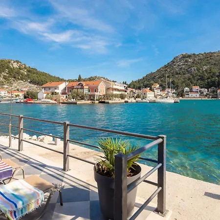 Fuer 10 Personen In Blace, Dalmatien Neretva Kroatien *