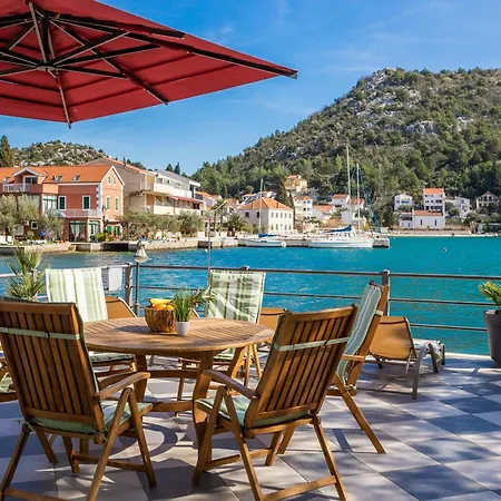 Feriehus Fuer 10 Personen In Blace, Dalmatien Neretva Kroatien